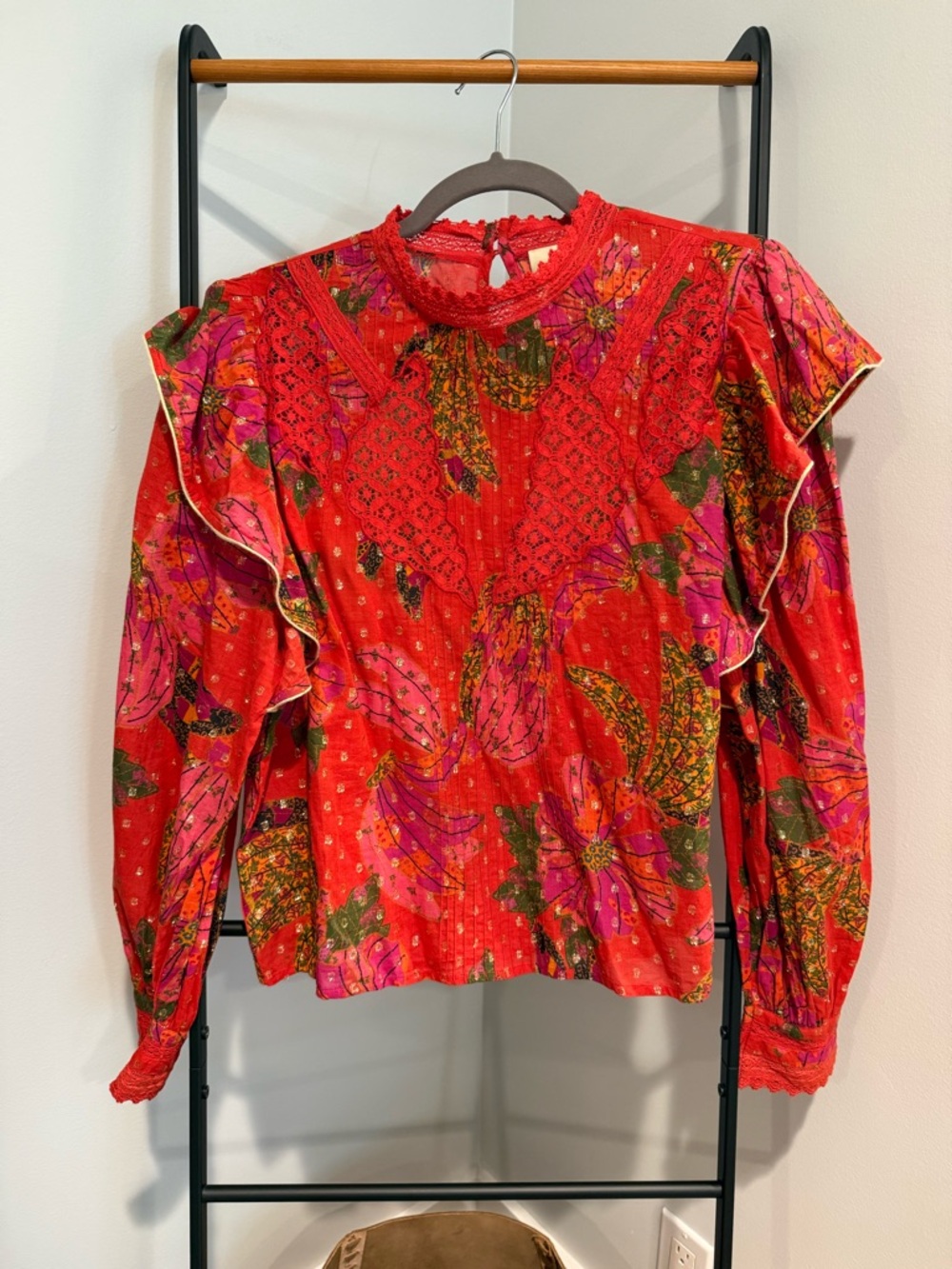 FARM Rio Red Floral Ruffle Lace-Trim Blouse